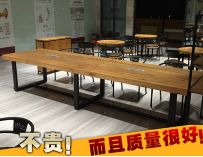 贵阳美式办公室家具loft工业风办公桌简约长条桌椅铁艺实木长桌会议桌开卖了
